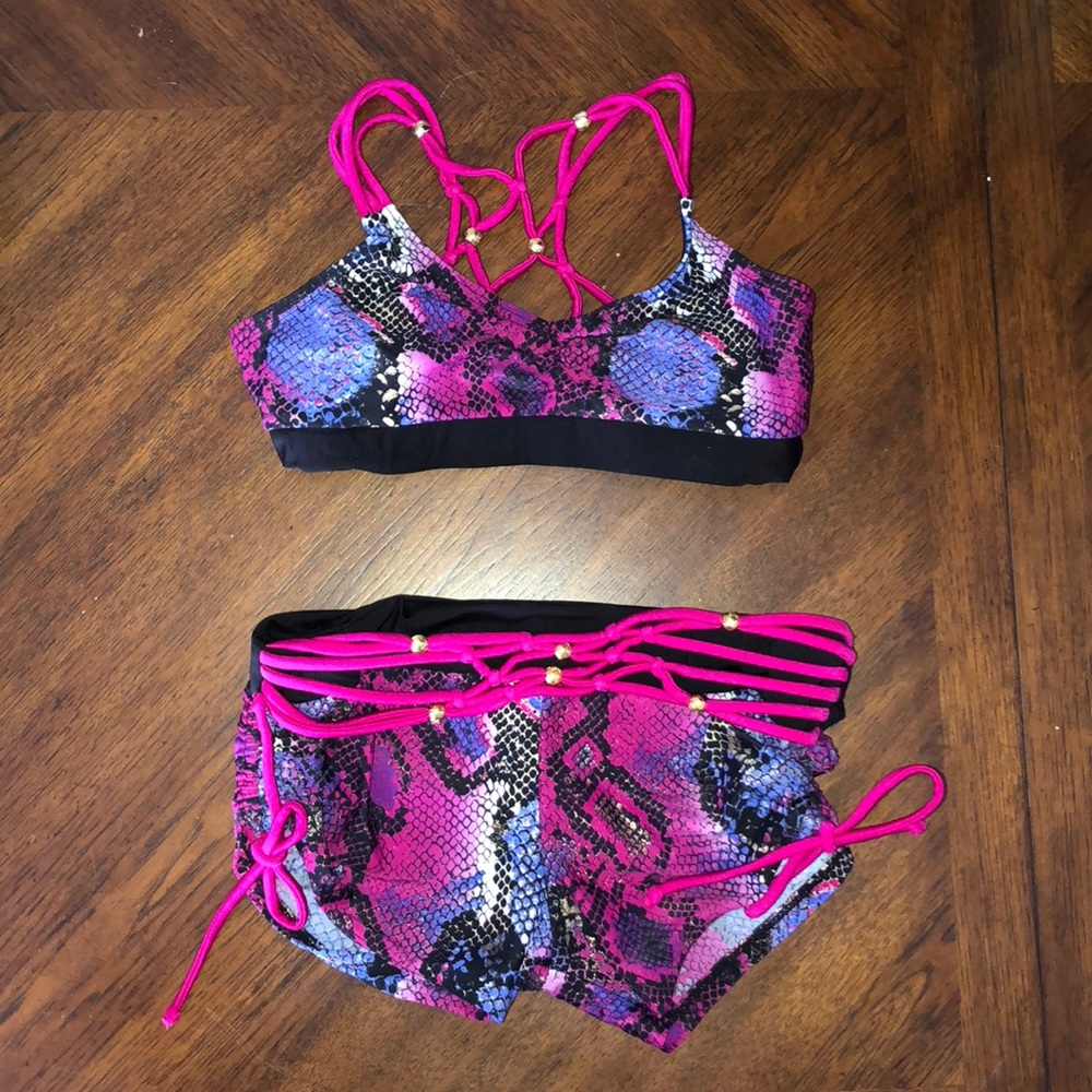 California Kisses dance outfit